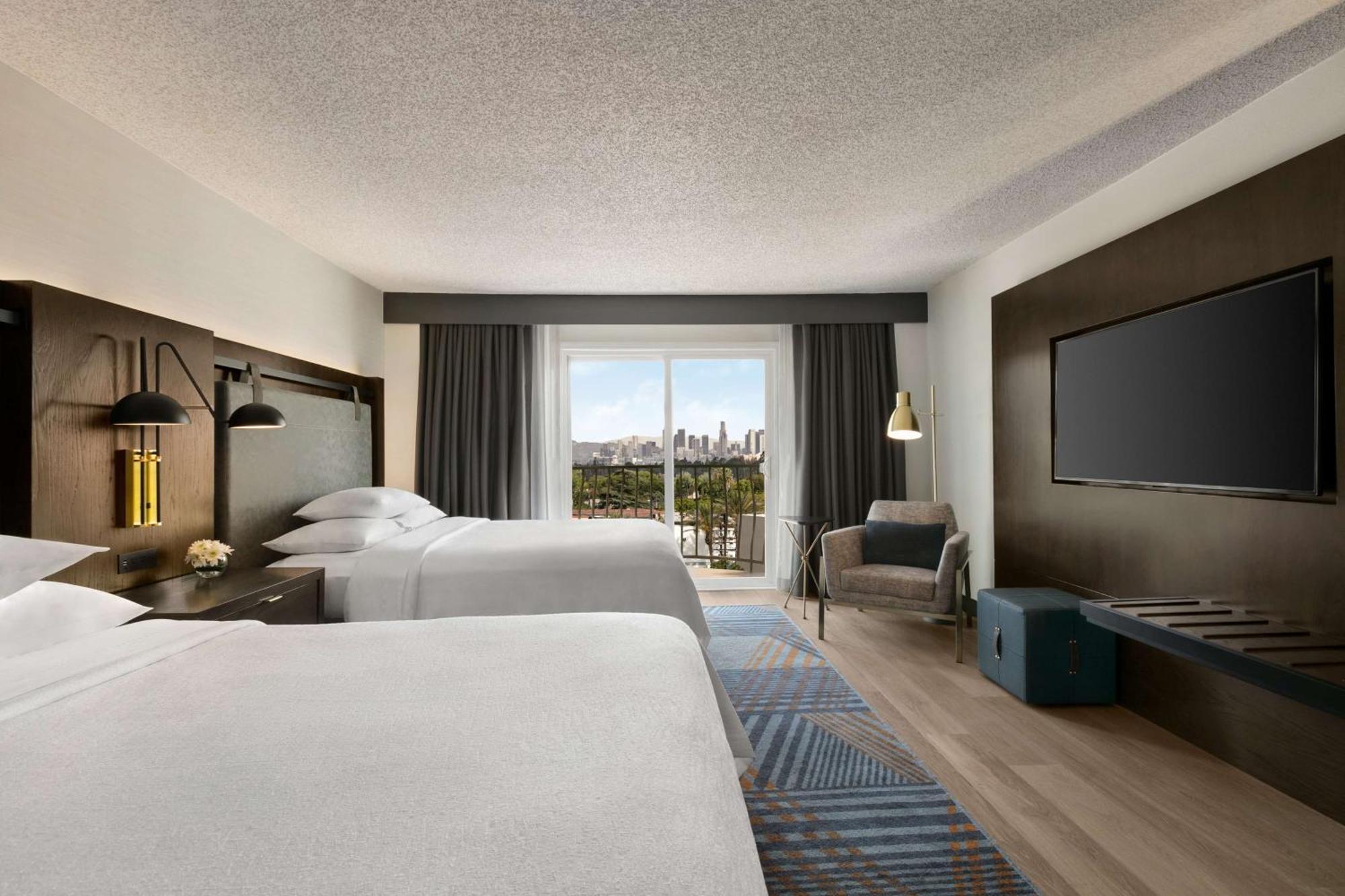 Embassy Suites By Hilton Los Angeles Downey Exterior photo